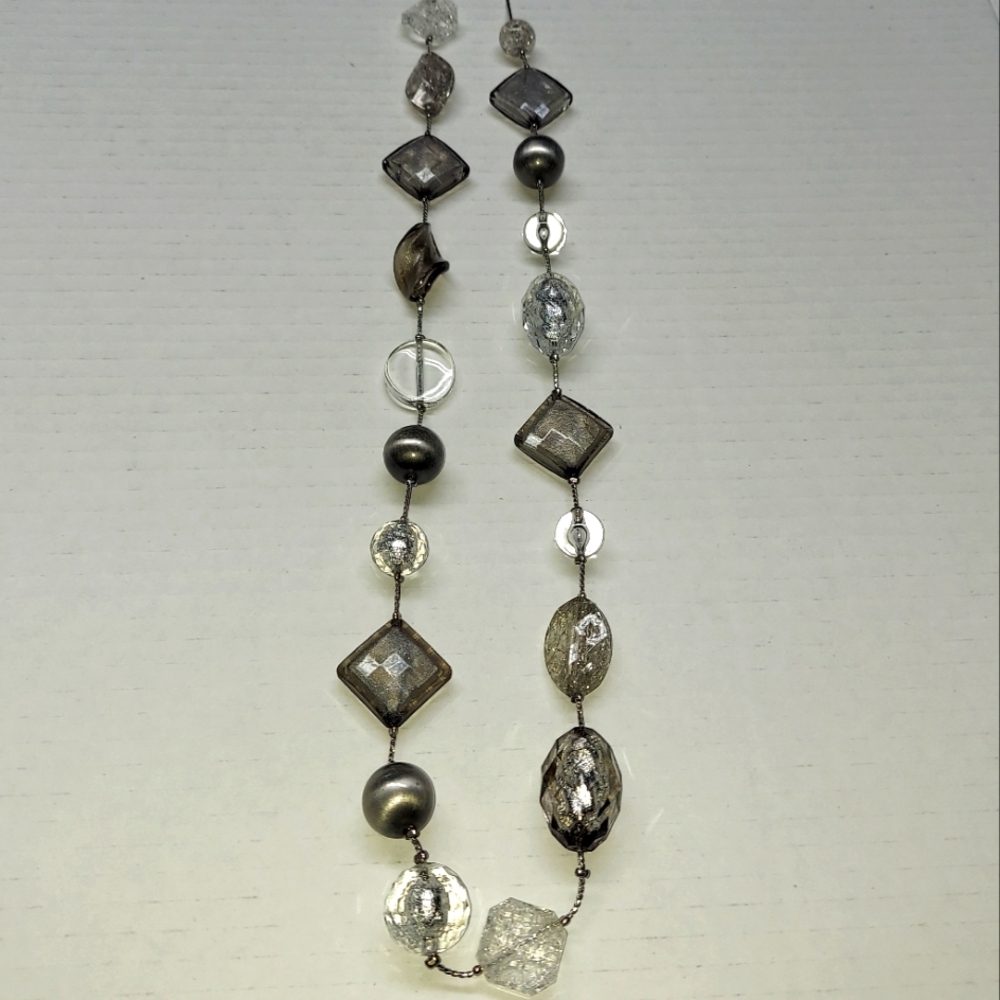 NY 18" Drop Single Strand Necklace